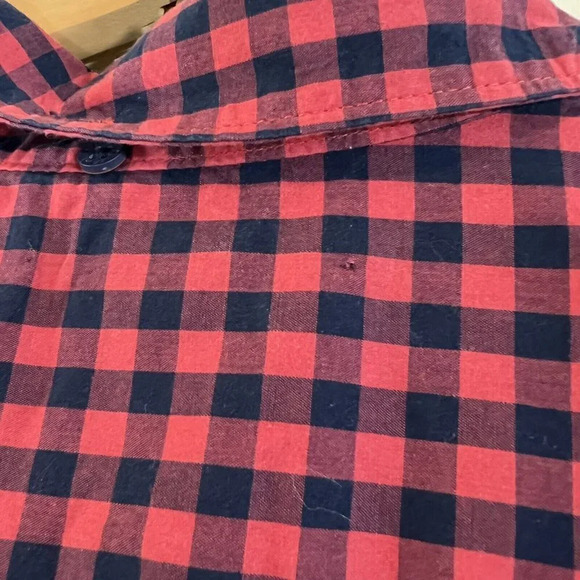 Denim & Flower Plaid Button Up Shirt Slim Fit Mens Size Large Red Navy Blue Thin - Picture 5 of 6